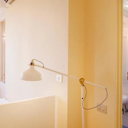 Apartment Casa Ari - Bright And Spacious Flat With Terrace Florenz