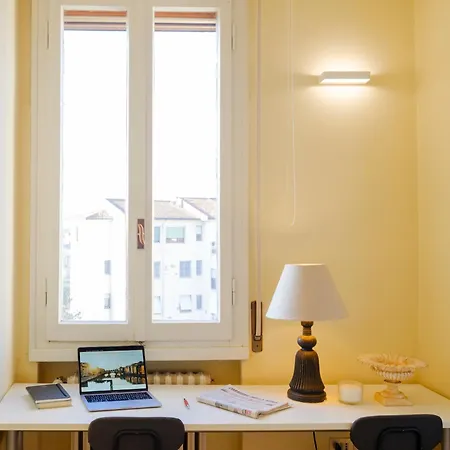 Casa Ari - Bright And Spacious Flat With Terrace * Florenz